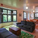 Yha * Hawkshead