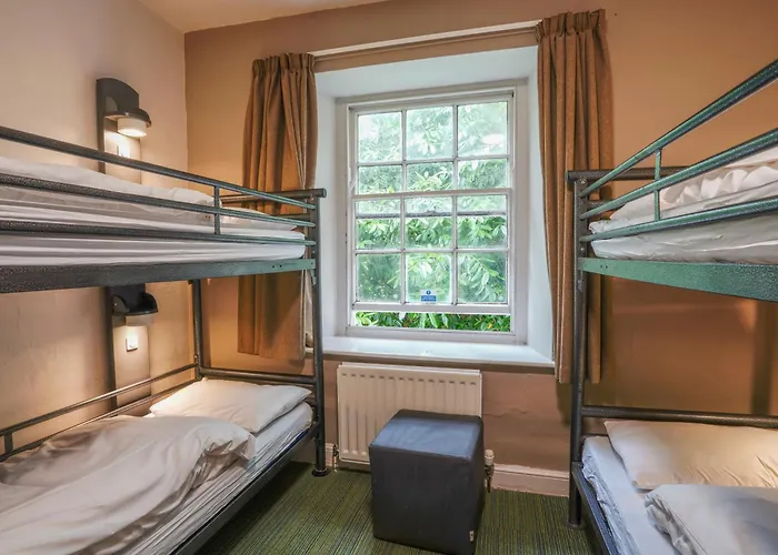 بيت شباب Yha *